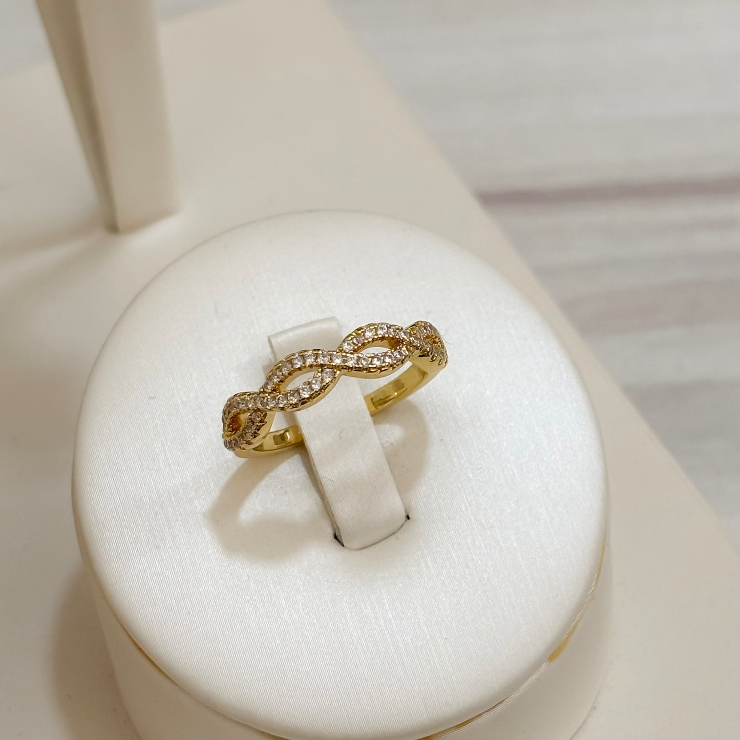 Anillo Entrelazos Microcircones