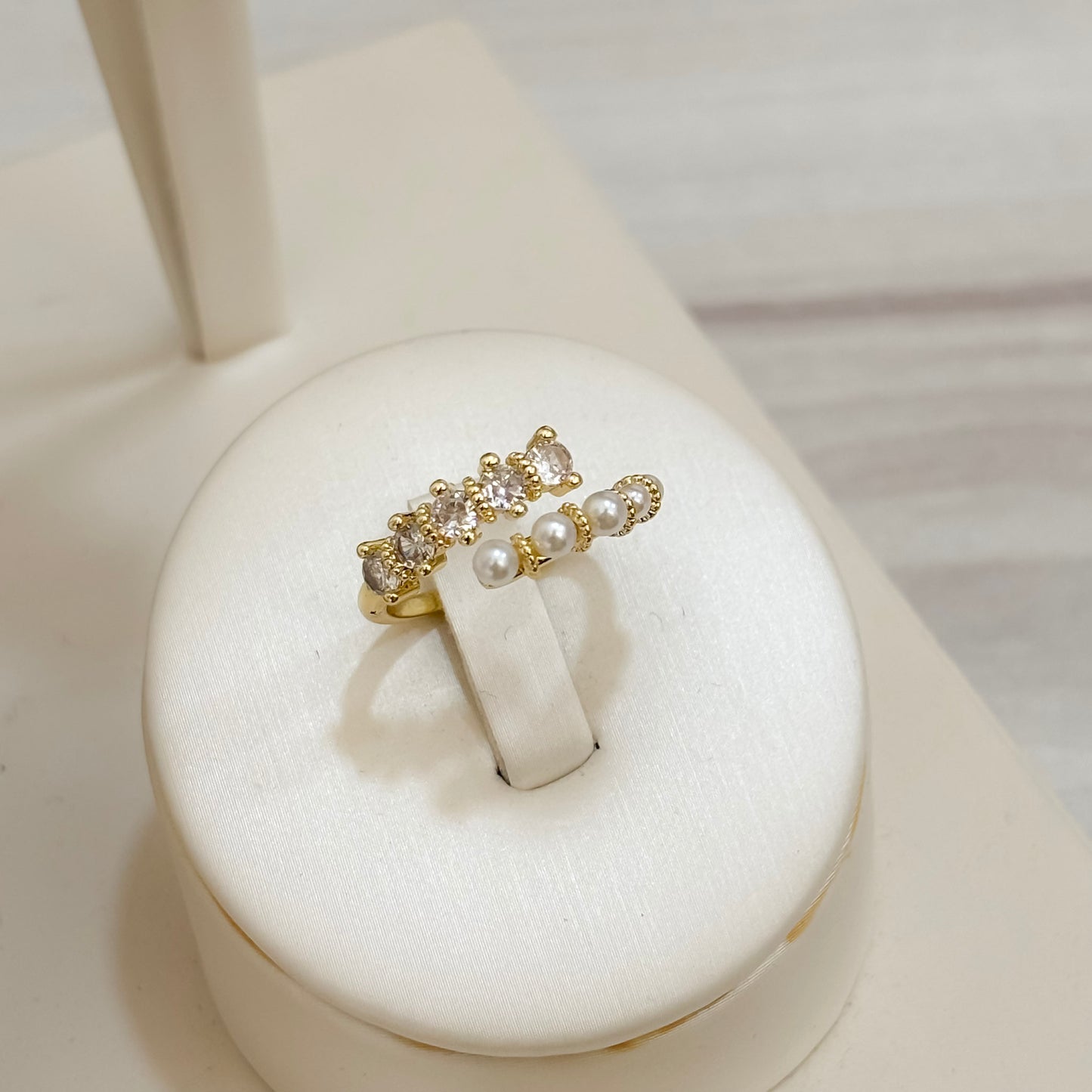 Anillo Puntas Perlas y Circon