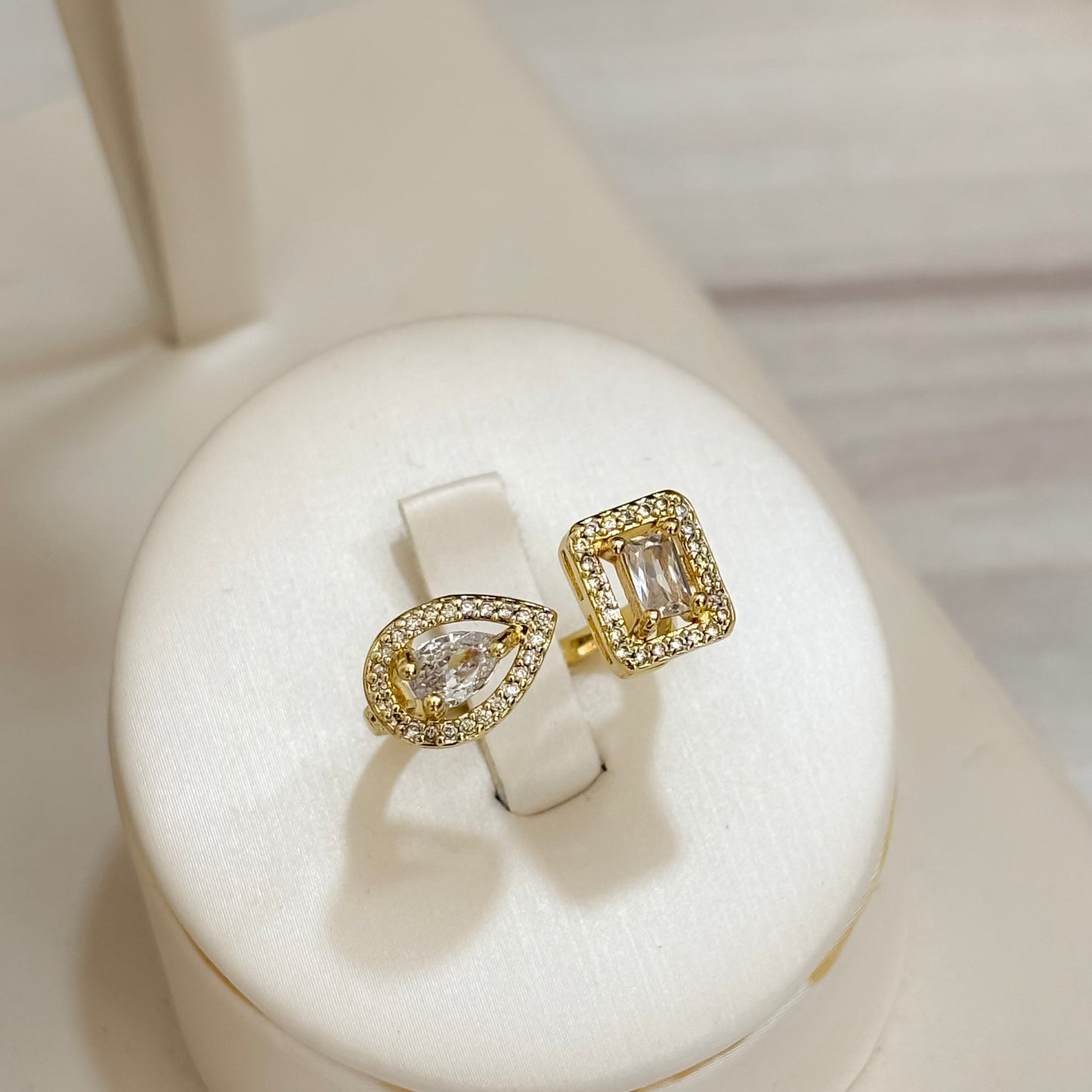 Anillo Dos Puntas Cristal