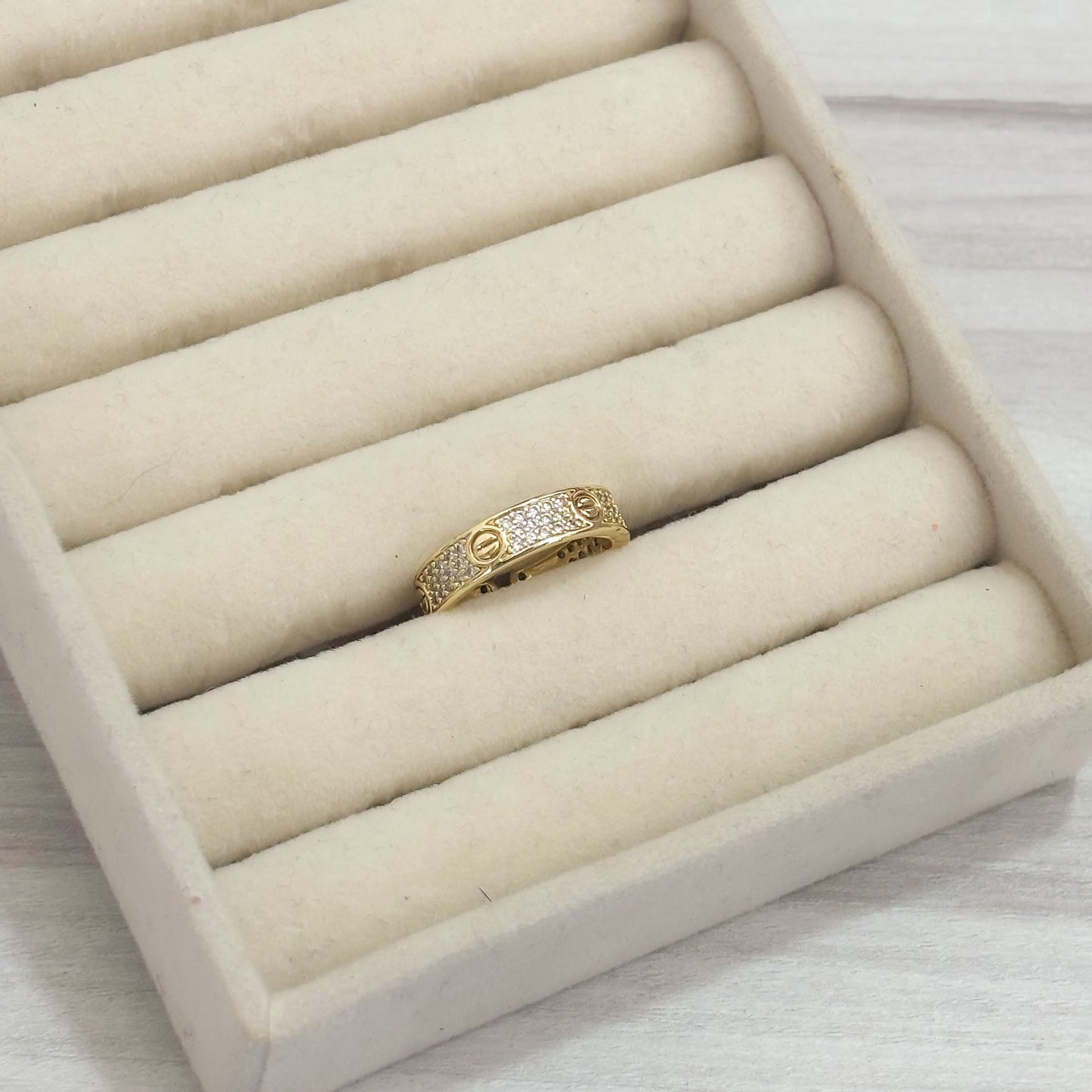 Anillo Microcircones Detalle Circulo