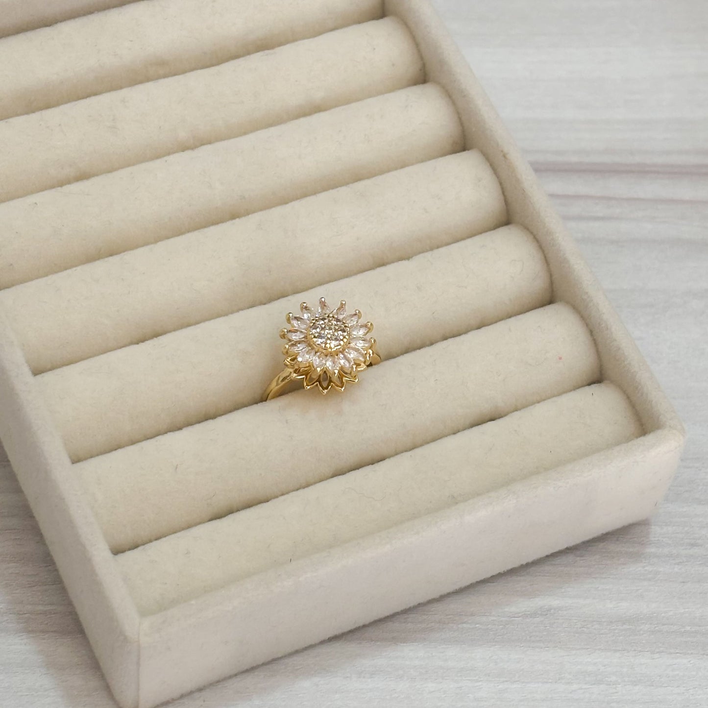 Anillo Girasol Cristal Antiestres