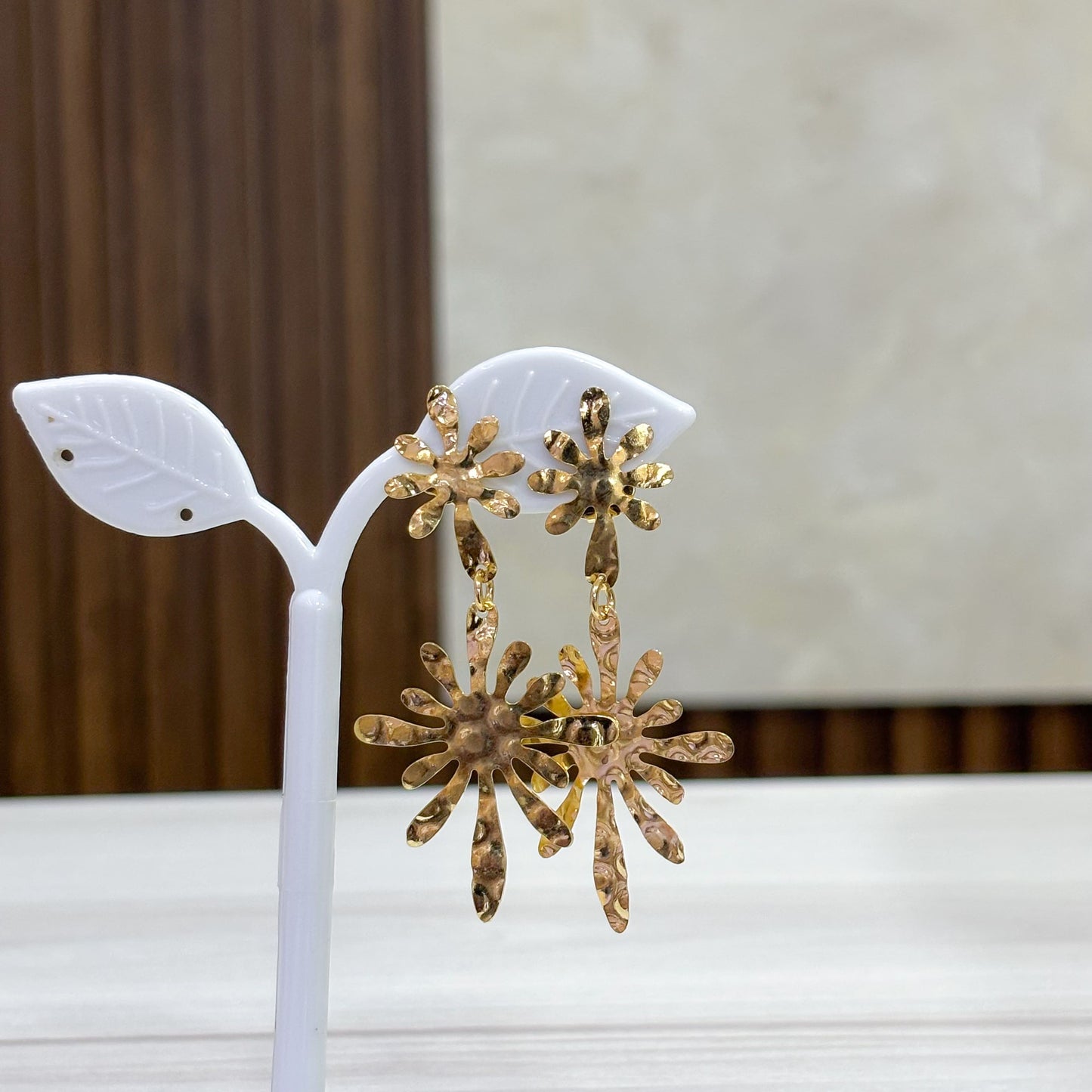 Topos Hoja Colgante Asimetrica Bronce