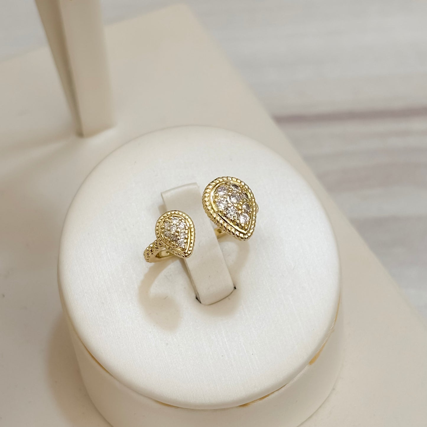 Anillo Dos Puntas Gotas