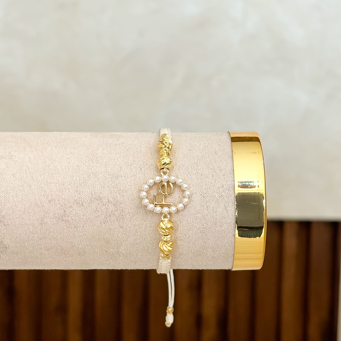 Pulsera Fe Circulo Perlas