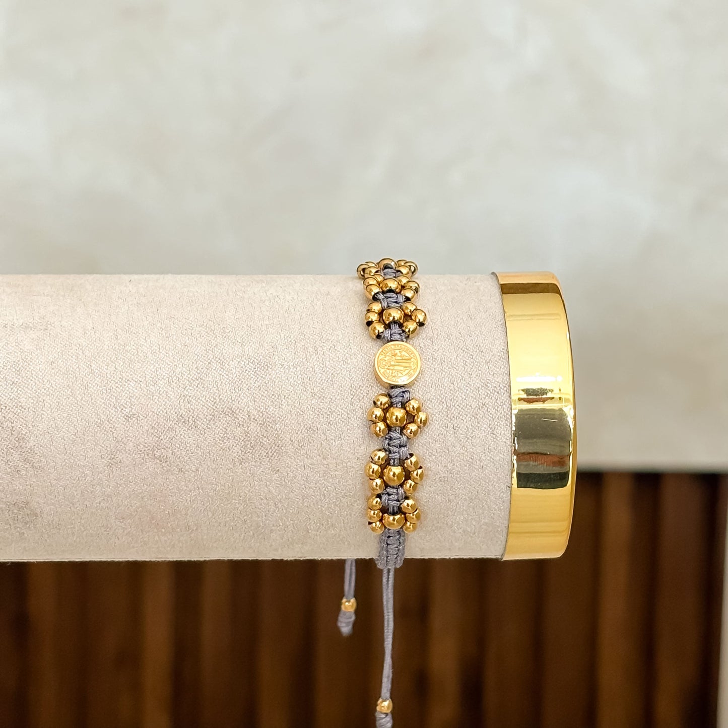 Pulsera San Benito Flor Balines