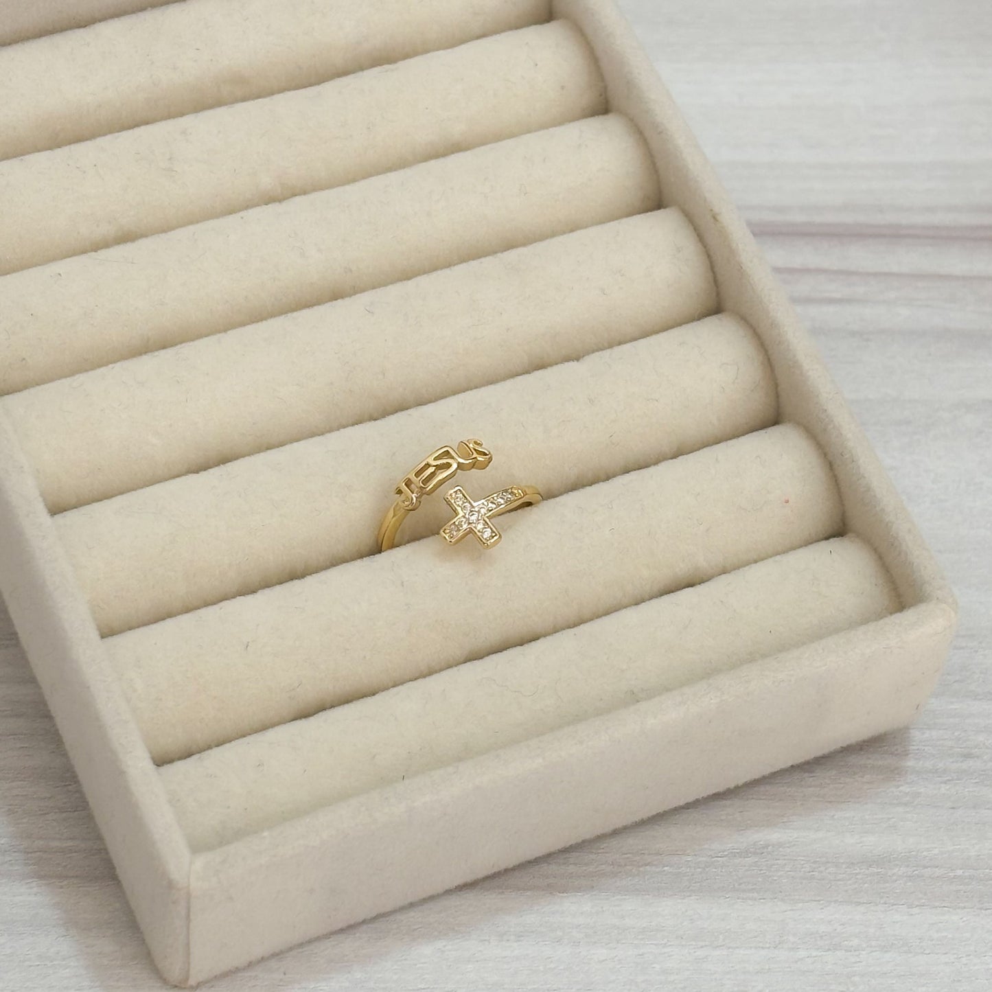 Anillo Jesus y Cruz Punta